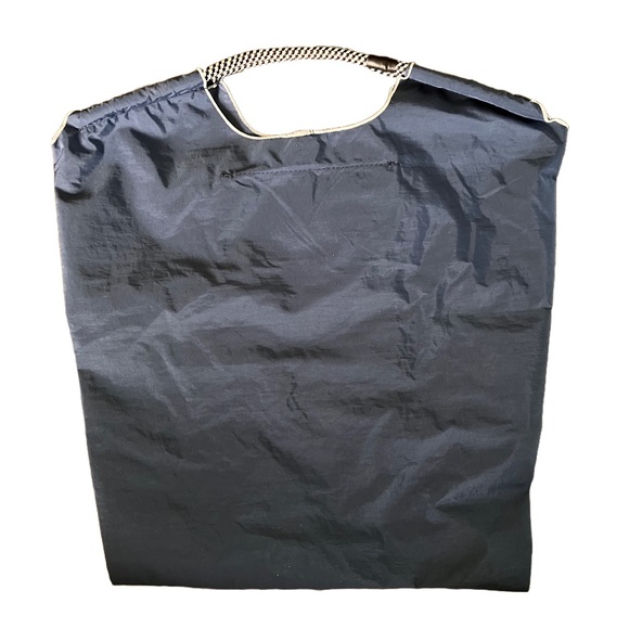 Ball & Chain Hand Bag - Picture 3 of 5